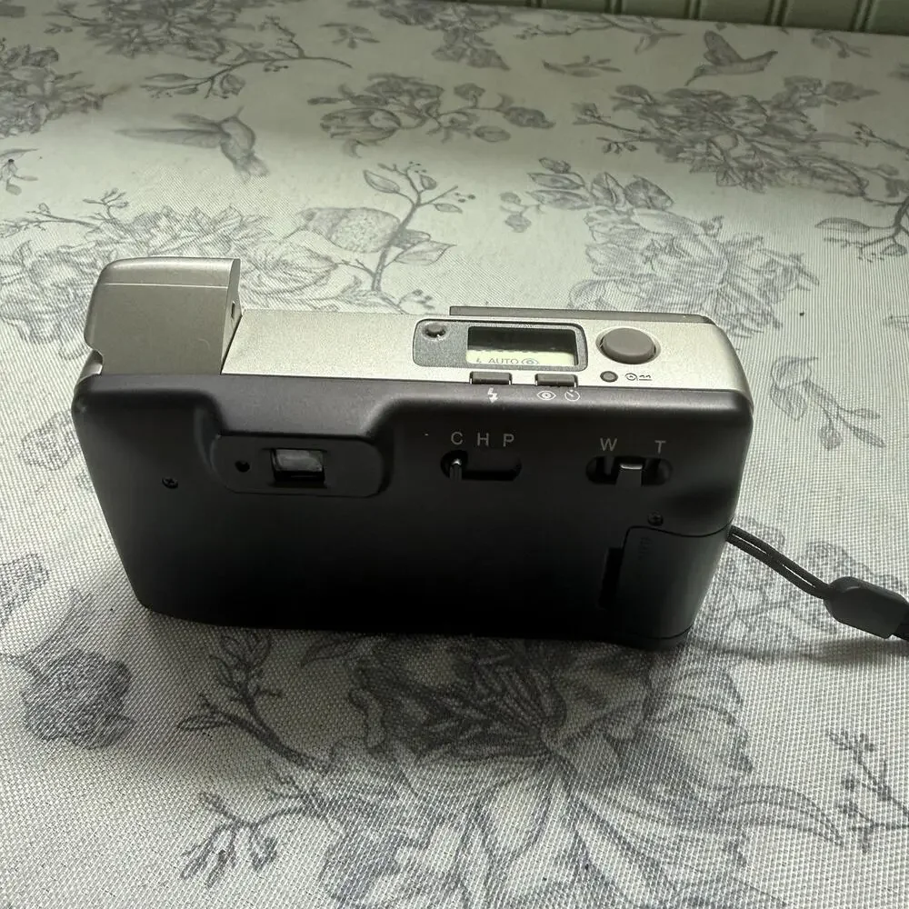 Vtg Minolta Vectis 20 APS Point & Shoot Film Camera Silver Tested Works